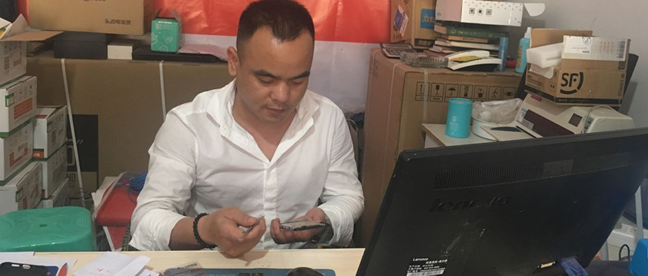 手机维修黑话：你先把手机放这儿吧！