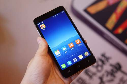 酷派大神F1可以更换电池吗 酷派大神F1