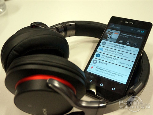 索尼Xperia Z4的屏幕材质是什么