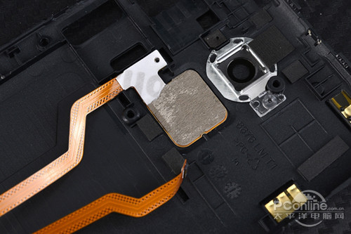 大神Note3的后壳增加了指纹识别元件