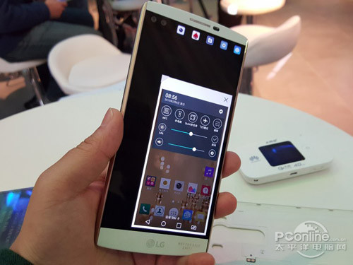 LG V10的屏幕怎么样