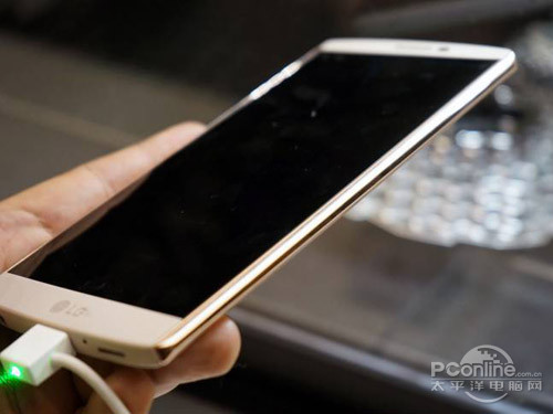 LG V10和HTC M9对比