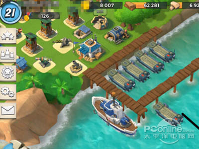 1、进入游戏界面之后，默认的应该是自己的基地