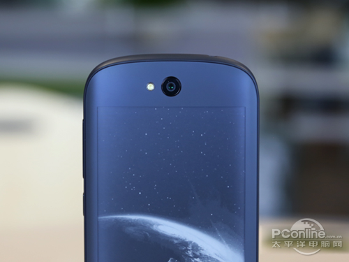 YotaPhone 2标配有什么